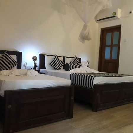 Isanka Lion Lodge Сигирия Экстерьер фото