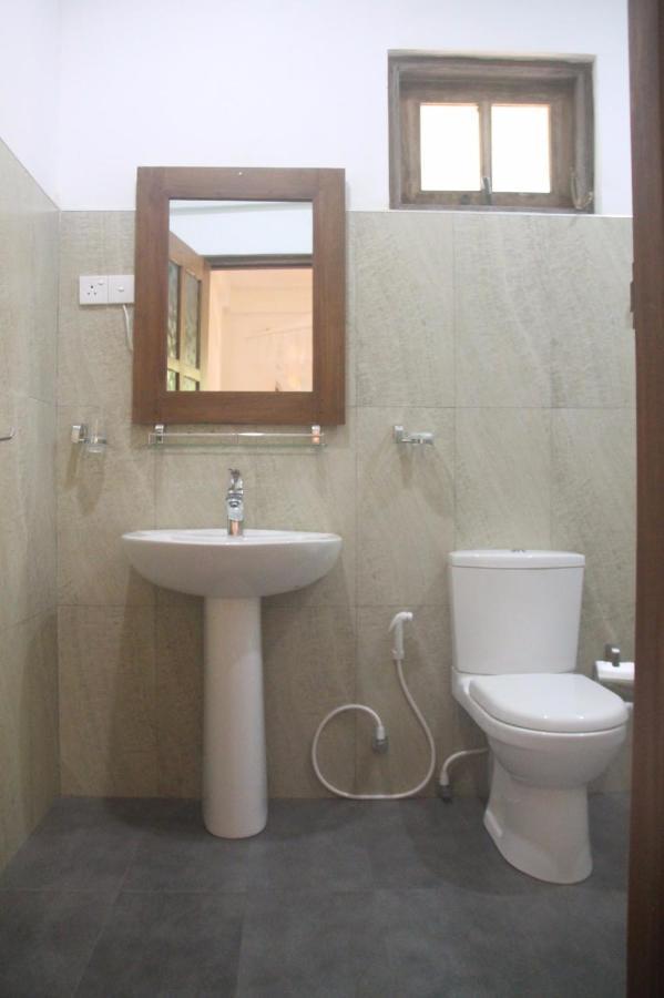 Isanka Lion Lodge Сигирия Экстерьер фото