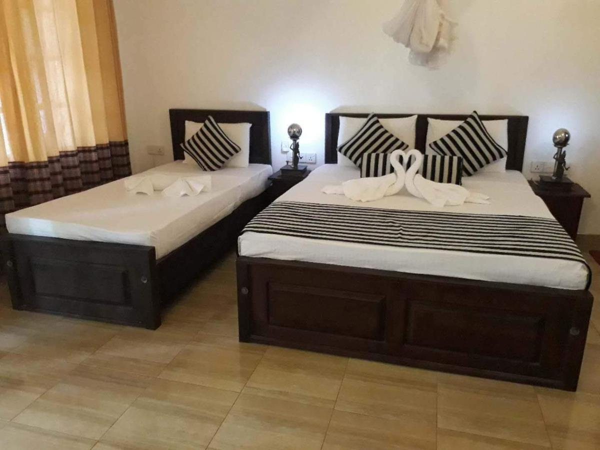 Isanka Lion Lodge Сигирия Экстерьер фото
