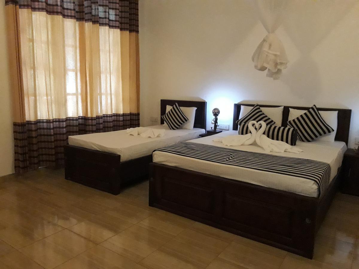 Isanka Lion Lodge Сигирия Экстерьер фото