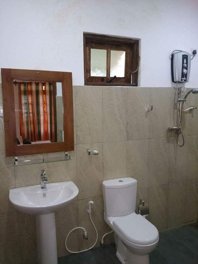 Isanka Lion Lodge Сигирия Экстерьер фото